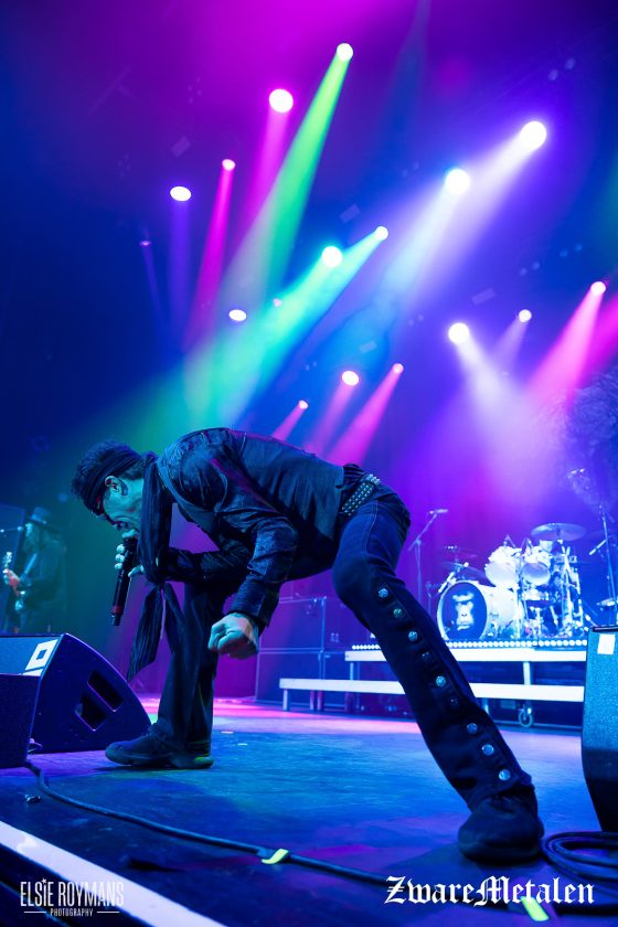 Extreme live in de 013 te Tilburg door Elsie Roymans voor Zware Metalen