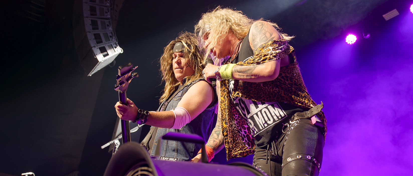 Sex, drugs en vooral rock 'n roll met Steel Panther en Roundabouts